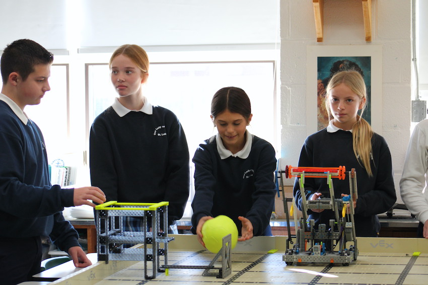 Robotics at OLHSL